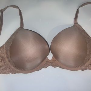 Victorias Secret Smooth Push-Up Bra with Lace